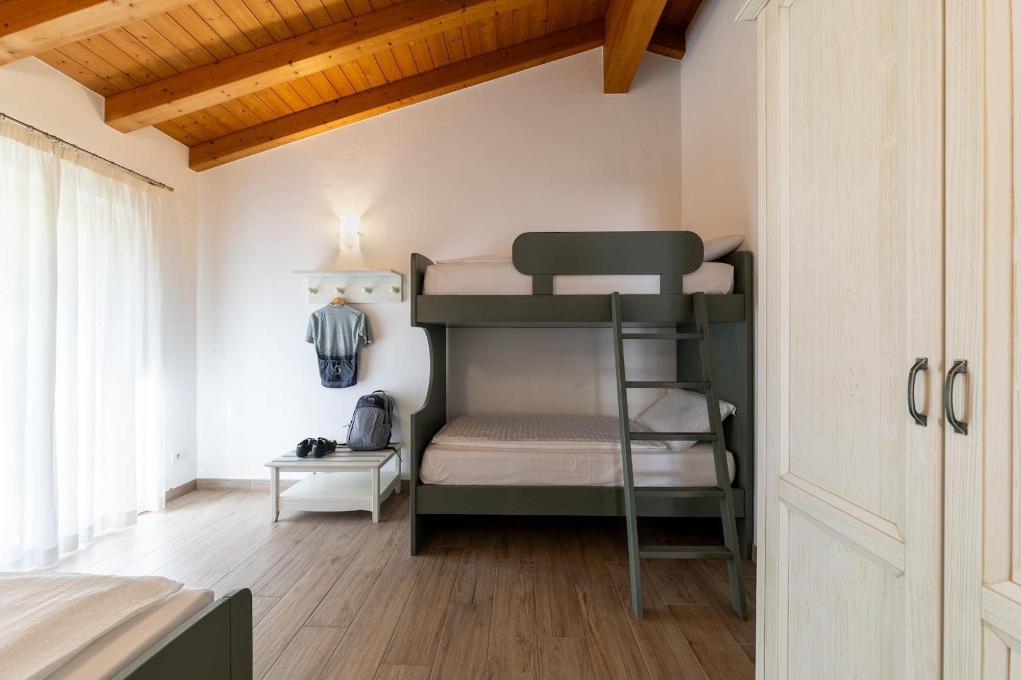 Mos Country House Tremosine Exterior foto